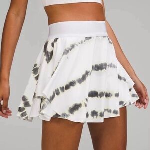 Lululemon Athletica Court Rival High Rise Yellow Tie Dye Tennis Skort Size 12